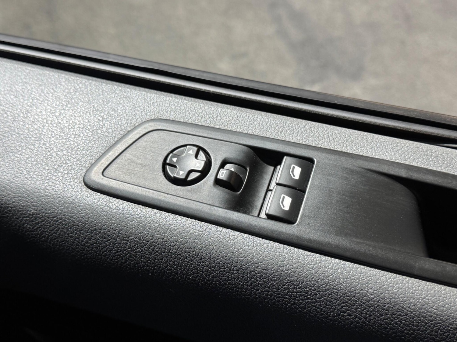 Used Vauxhall Vivaro for sale - 77753968: Photo 32