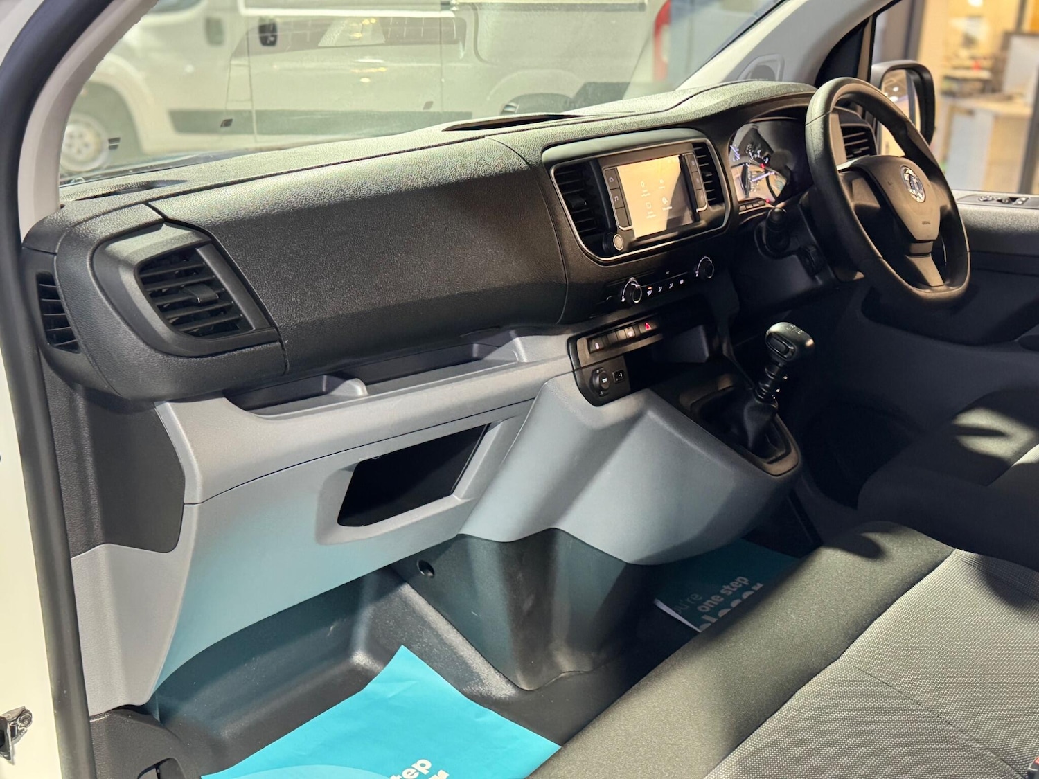 Used Vauxhall Vivaro for sale - 77753968: Photo 51