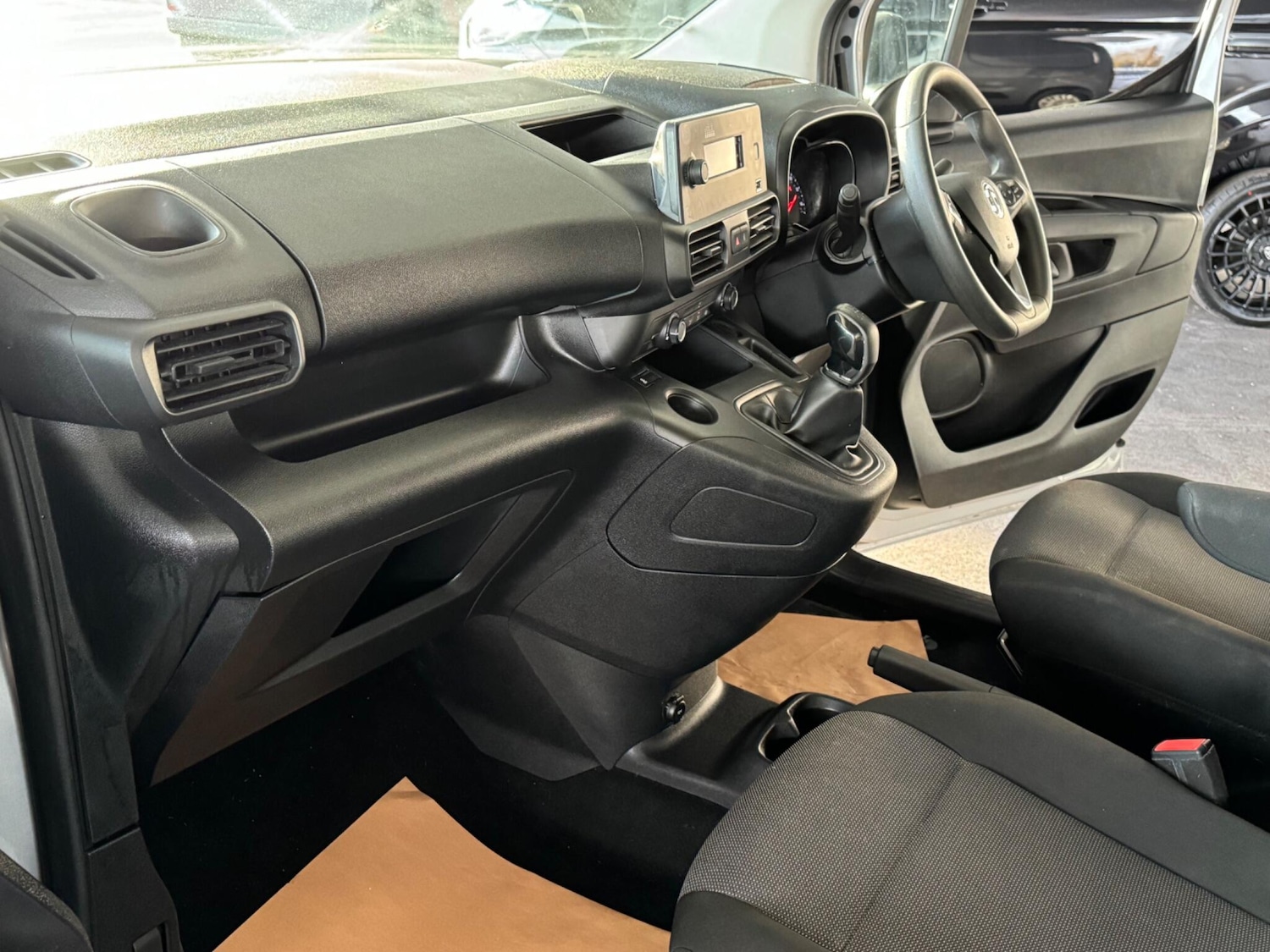 Used Vauxhall Combo 2019 for sale - 76714655: Photo 42