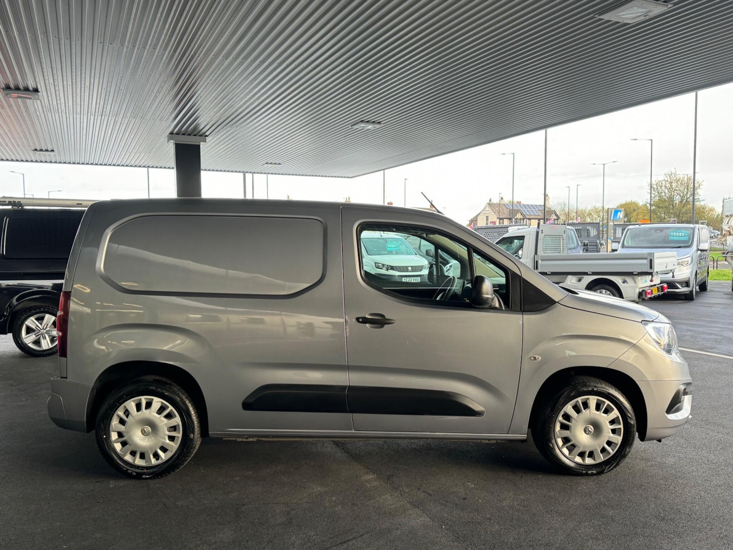 Used Vauxhall Combo 2019 for sale - 76714655: Photo 5