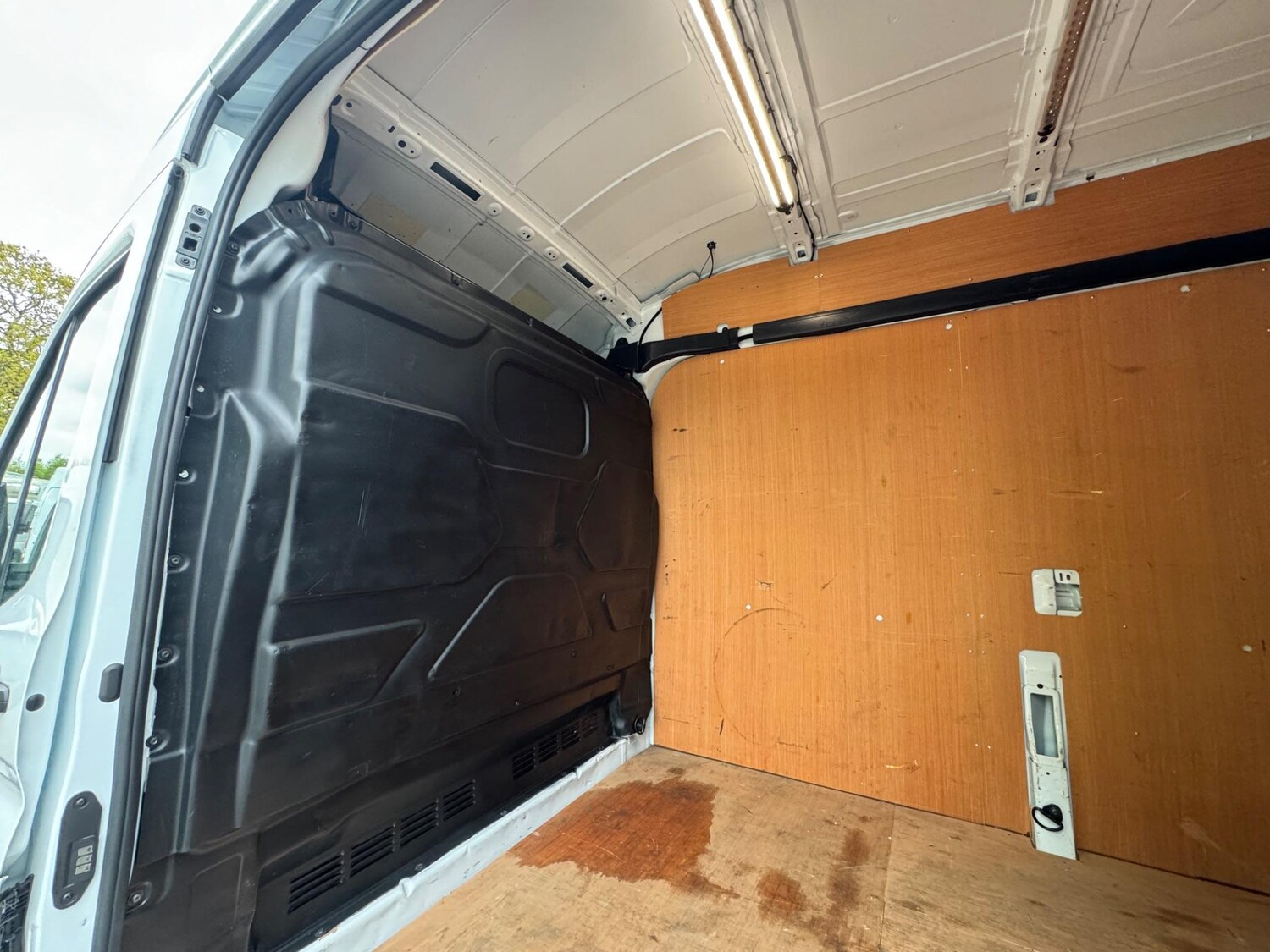 Vehicle 29