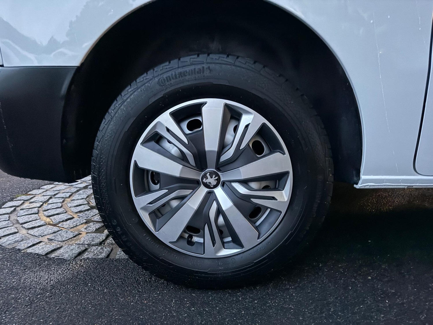 Vehicle 25