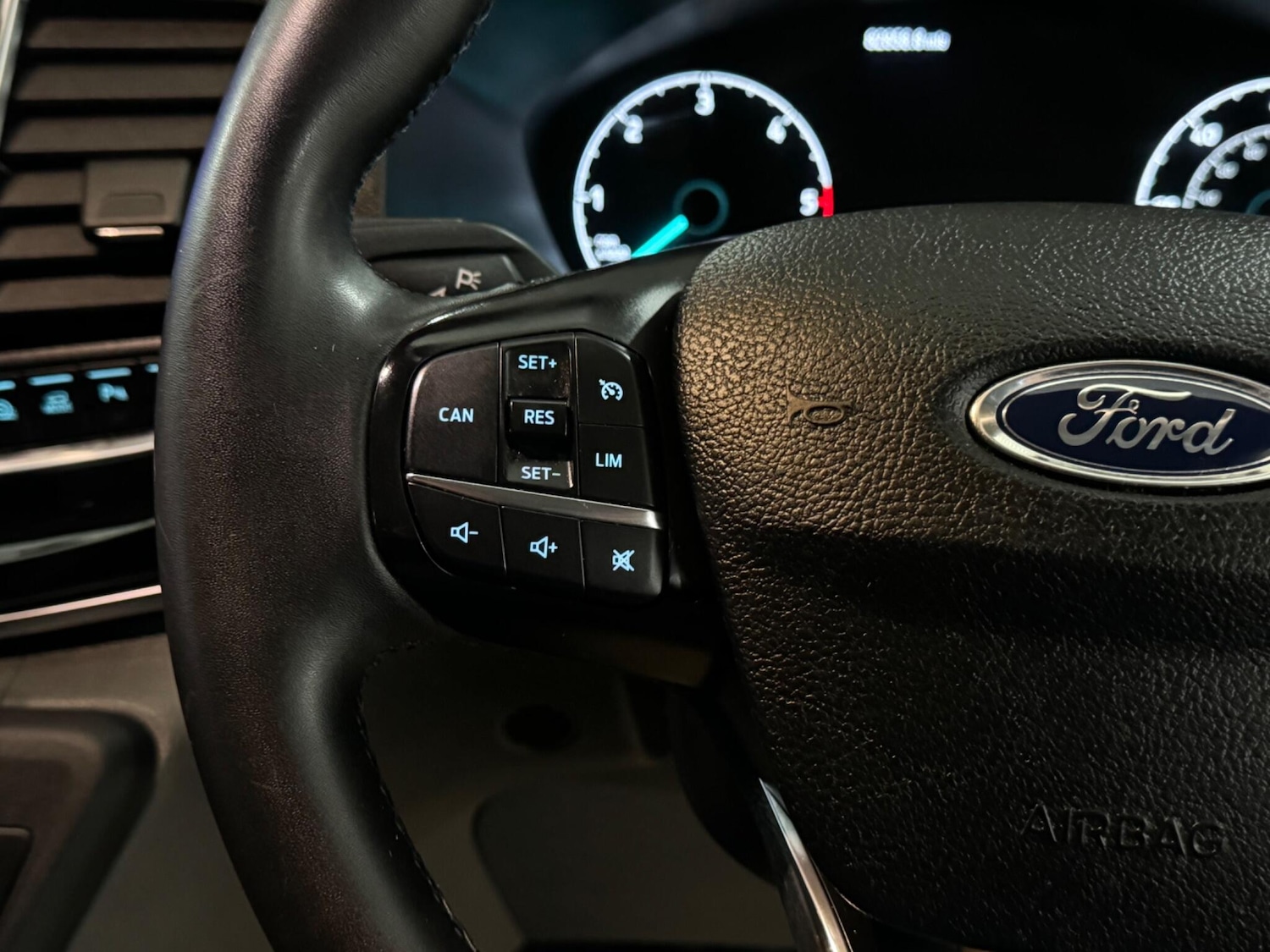 Used Ford Tourneo Custom 2023 for sale - 76572247: Photo 39