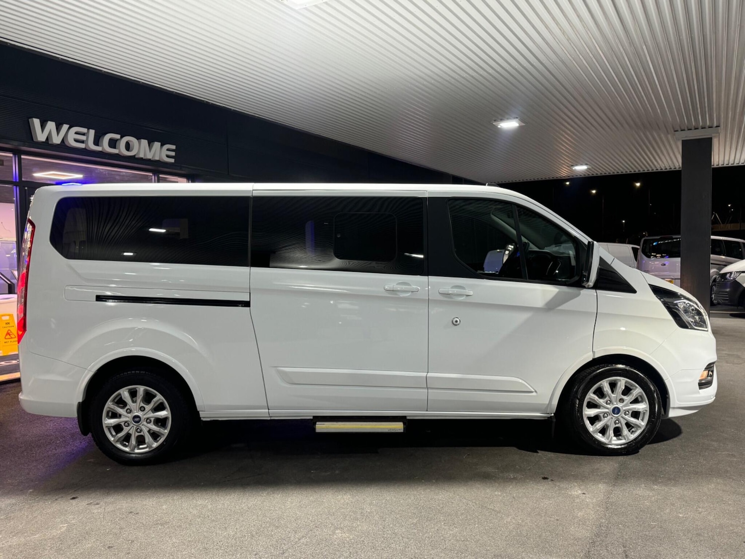 Used Ford Tourneo Custom 2023 for sale - 76572247: Photo 5