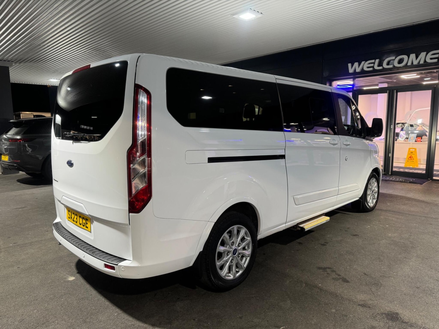 Used Ford Tourneo Custom 2023 for sale - 76572247: Photo 9