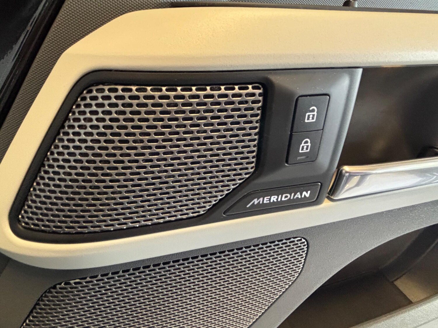 Used Land Rover Defender 110 2024 for sale - 76032346: Photo 48