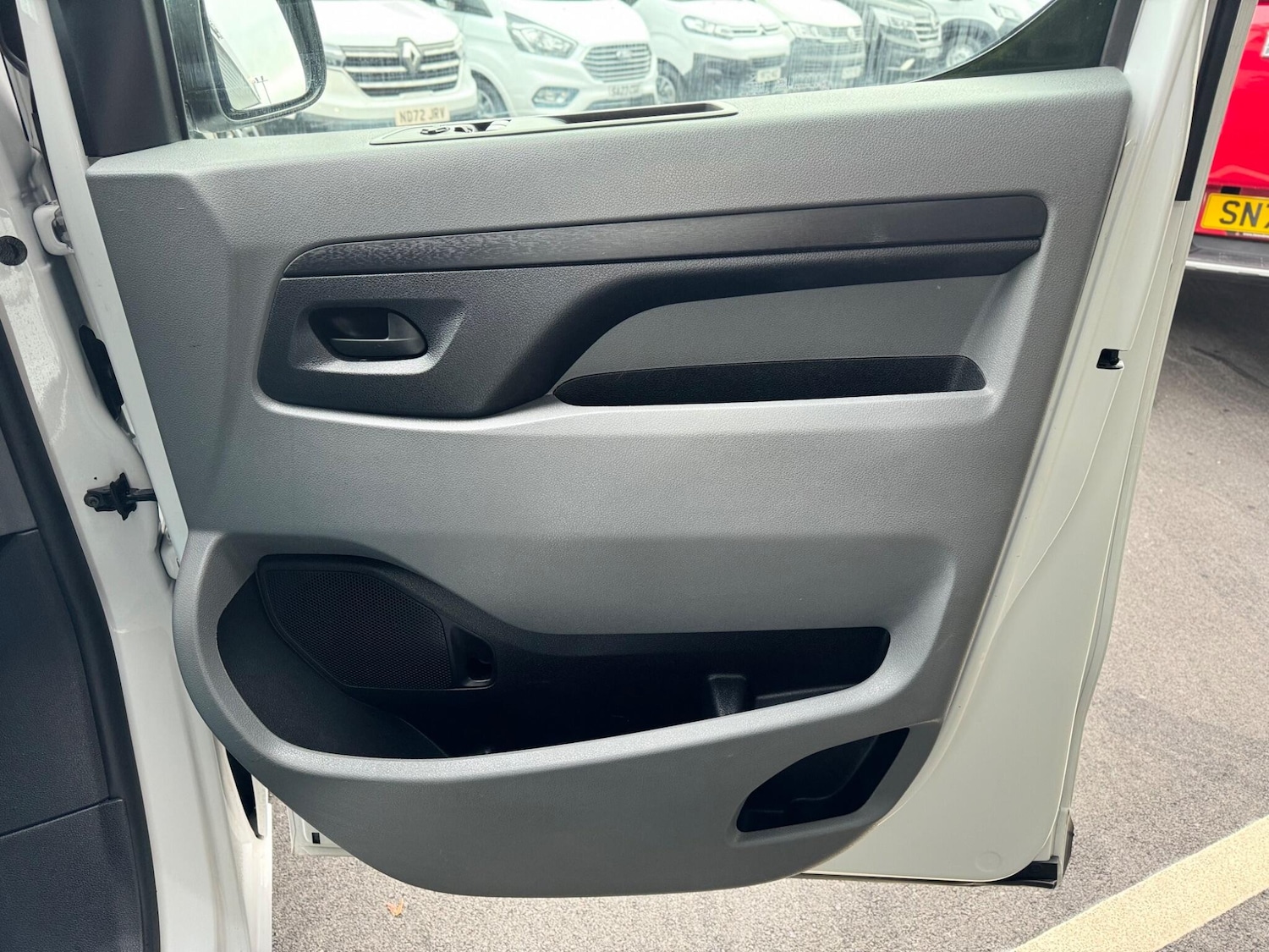 Used Peugeot Expert 2022 for sale - 77120829: Photo 35