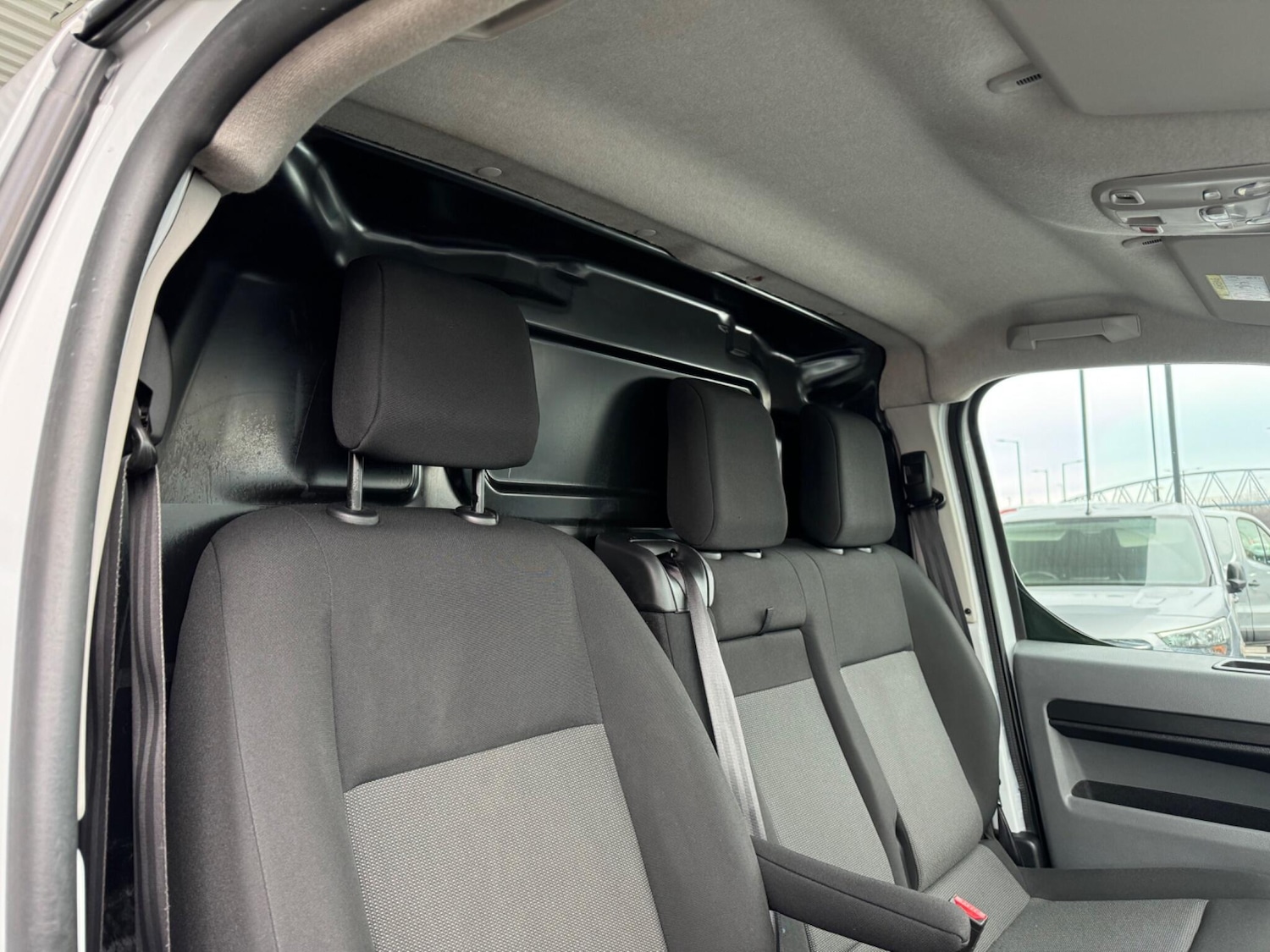 Used Peugeot Expert 2022 for sale - 77120829: Photo 52