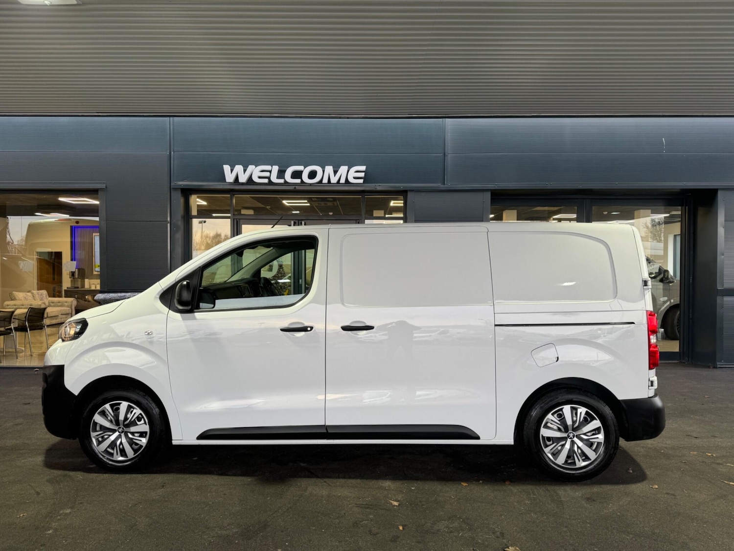 Used Peugeot Expert 2022 for sale - 77120829: Photo 6