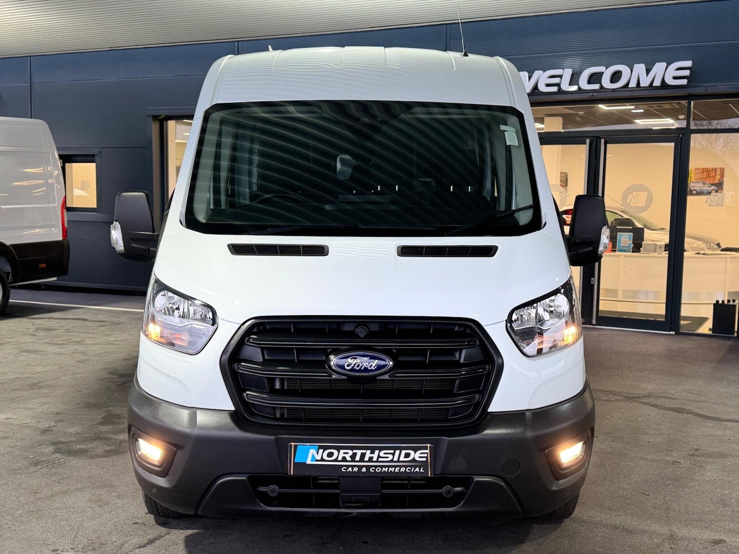 Used Ford Transit 2024 for sale - 77425347: Photo 2