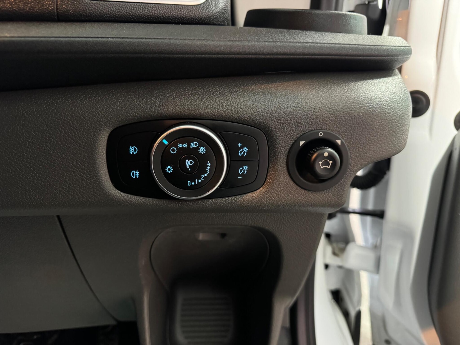 Used Ford Transit 2024 for sale - 77425347: Photo 41