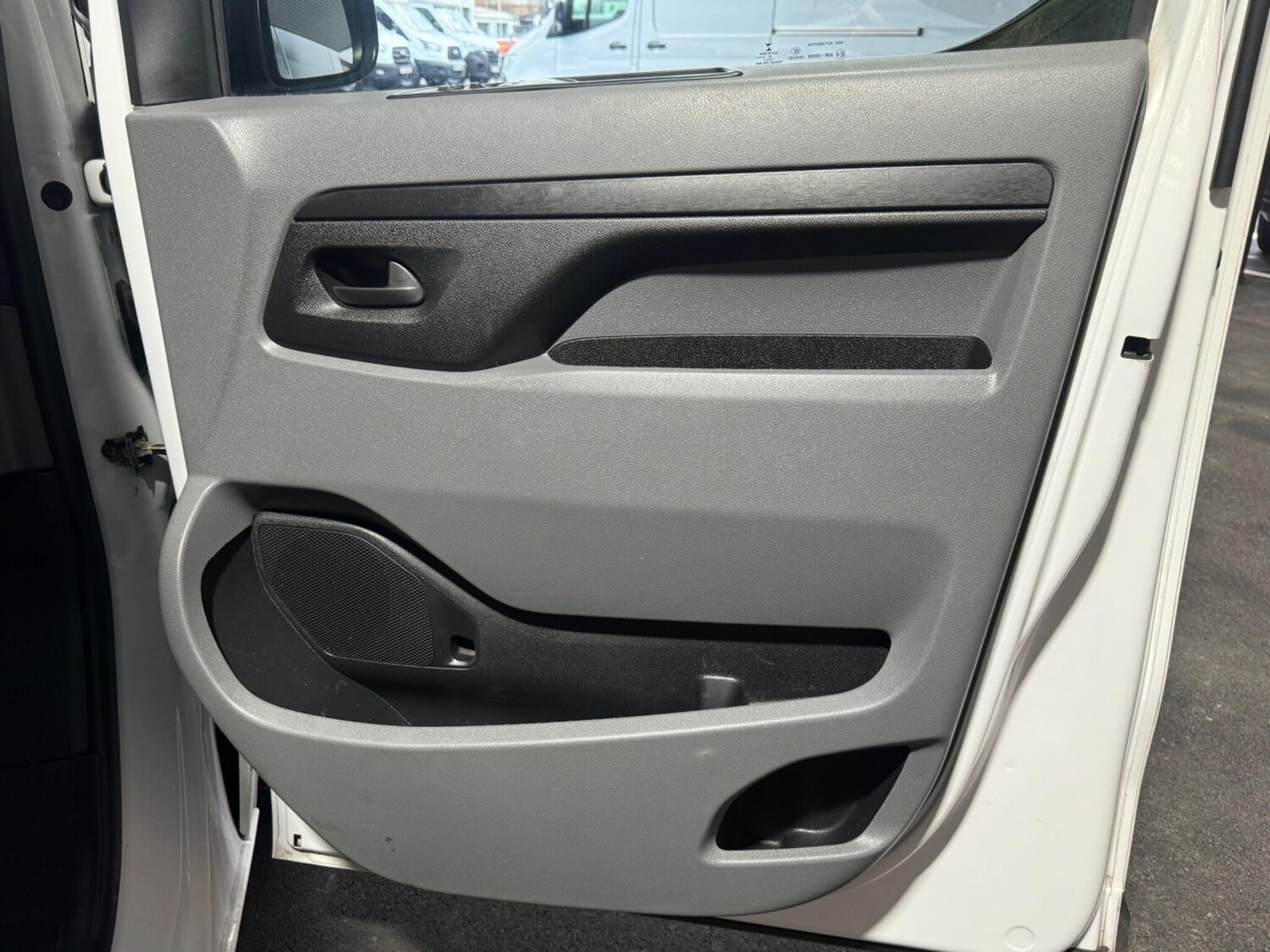 Used Peugeot Expert for sale - 77190687: Photo 36