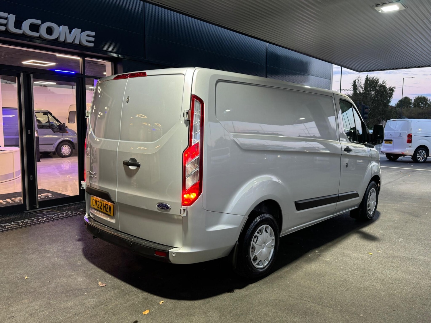 Used Ford Transit Custom 2022 for sale - 76388403: Photo 10