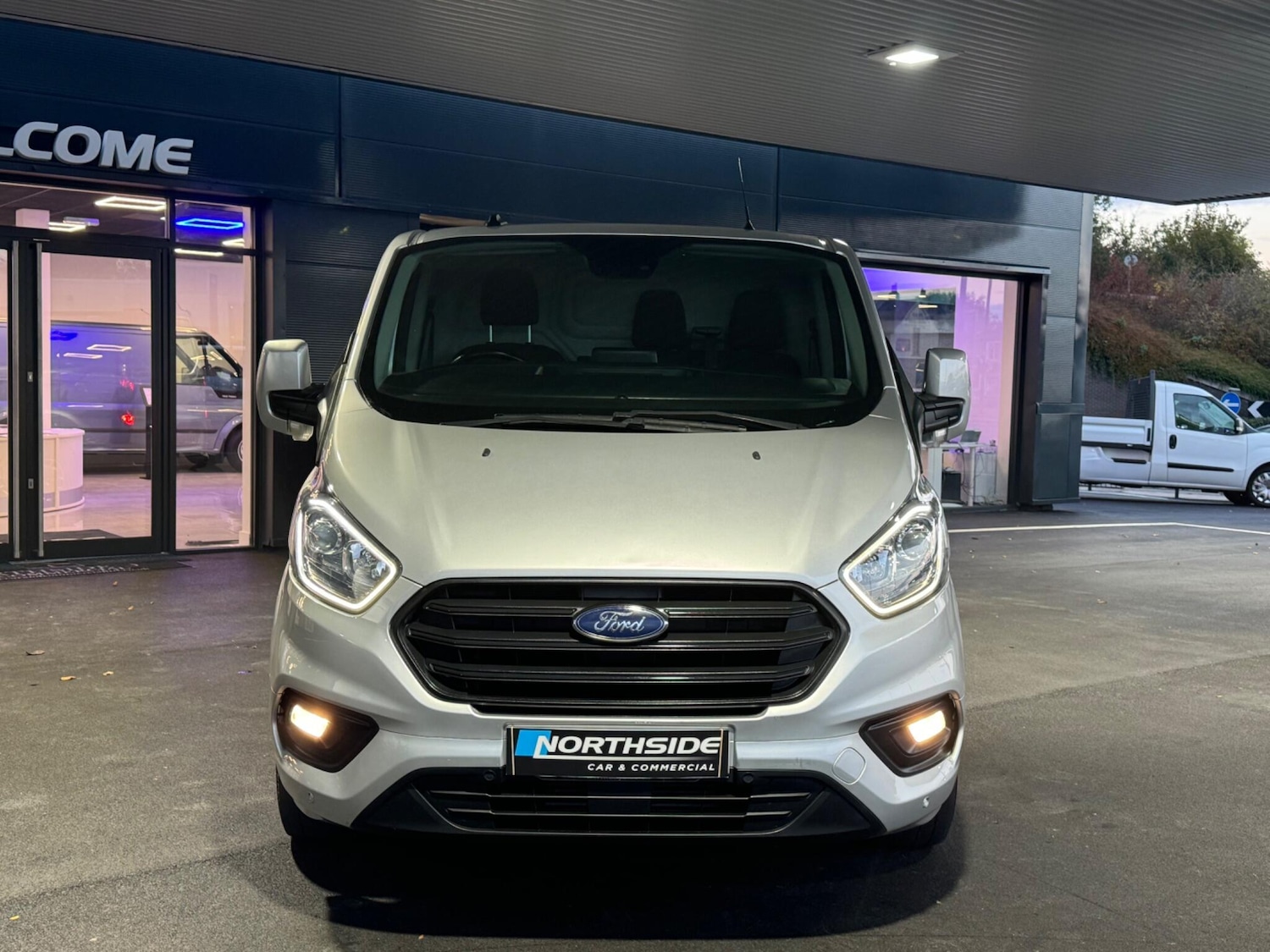 Used Ford Transit Custom 2022 for sale - 76388403: Photo 2