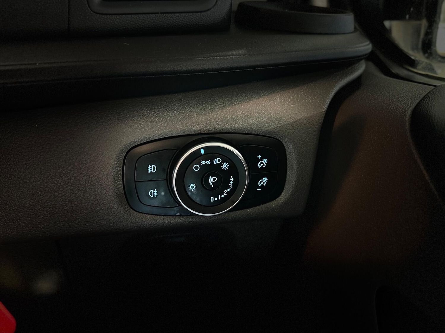 Used Ford Transit Custom 2022 for sale - 76388403: Photo 38