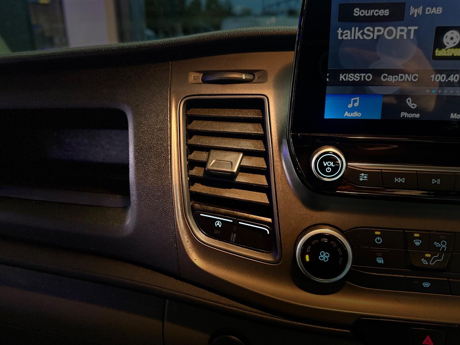 Used Ford Transit Custom 2022 for sale - 76388403: Photo 42