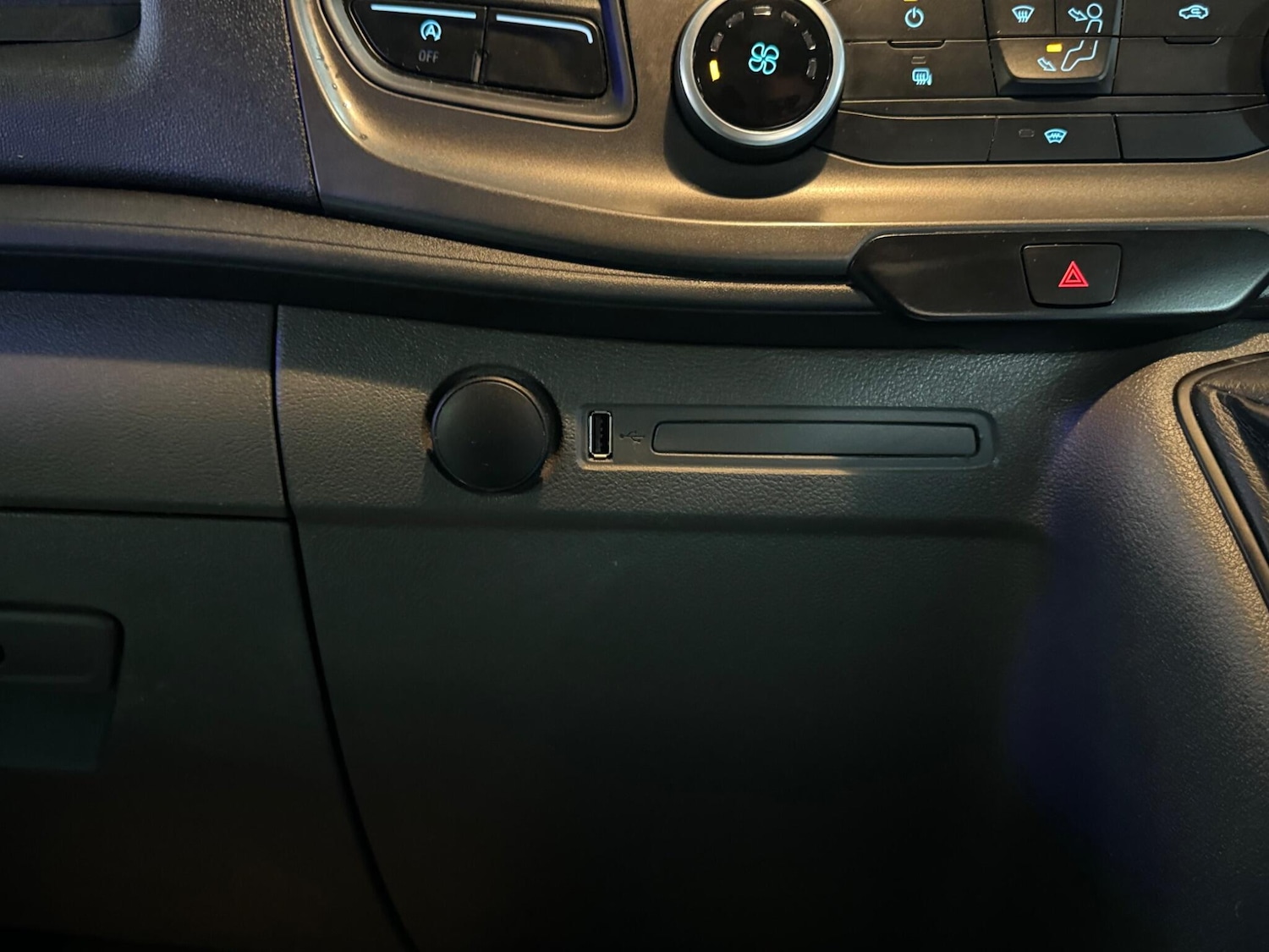 Used Ford Transit Custom 2022 for sale - 76388403: Photo 46