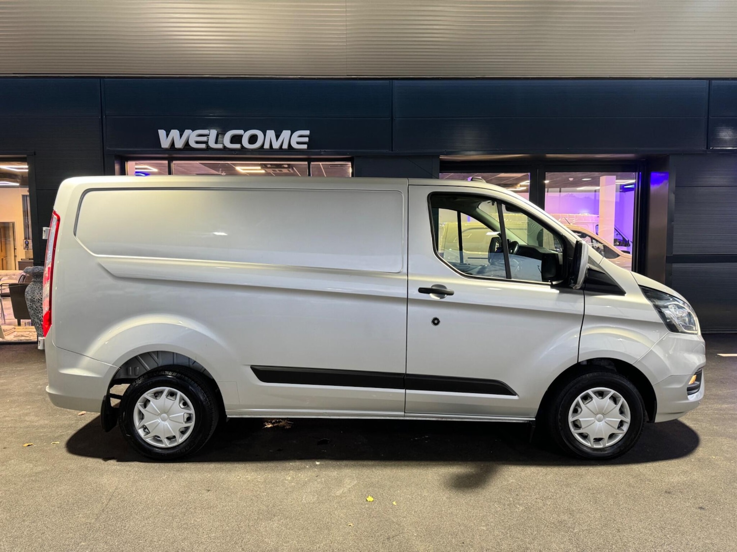 Used Ford Transit Custom 2022 for sale - 76388403: Photo 5