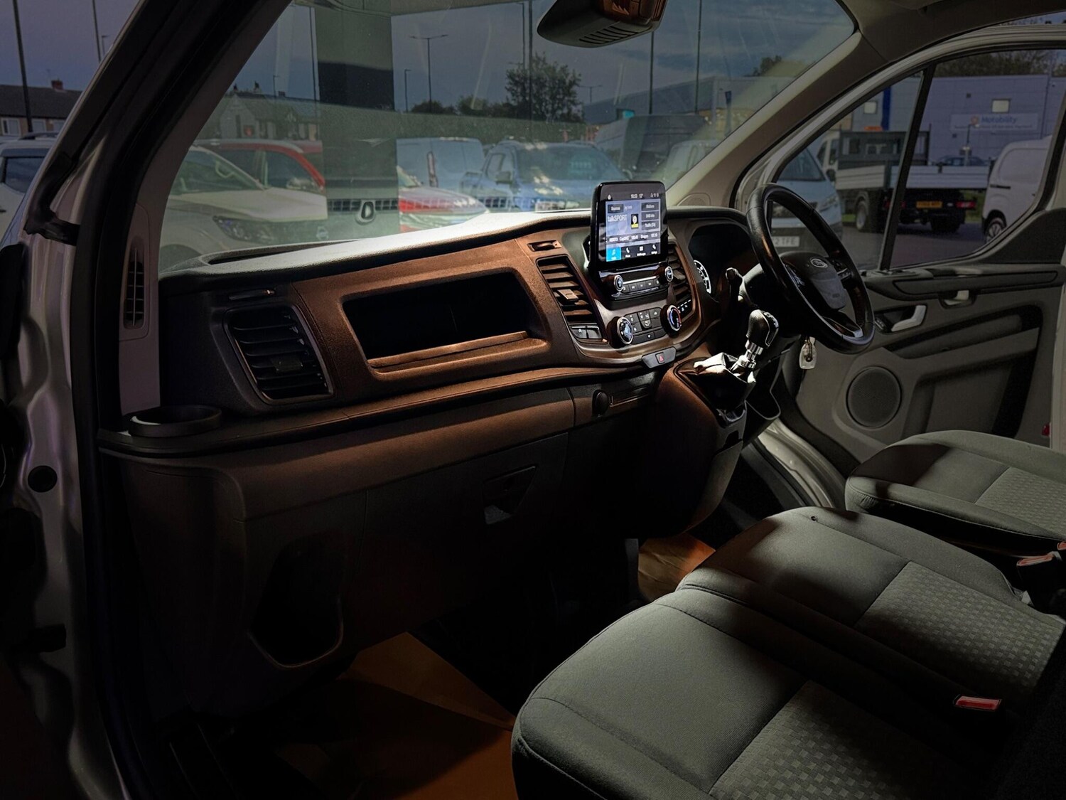 Used Ford Transit Custom 2022 for sale - 76388403: Photo 51