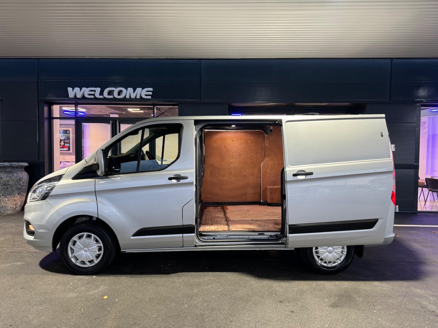 Used Ford Transit Custom 2022 for sale - 76388403: Photo 7