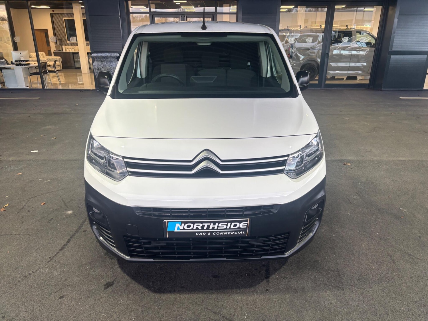 Used Citroen Berlingo 2018 for sale - 77082005: Photo 2