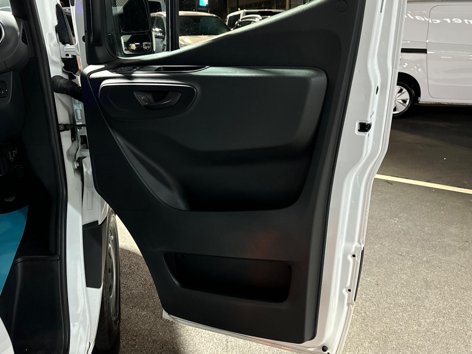 Used Mercedes-Benz Sprinter 2025 for sale - 77560016: Photo 30