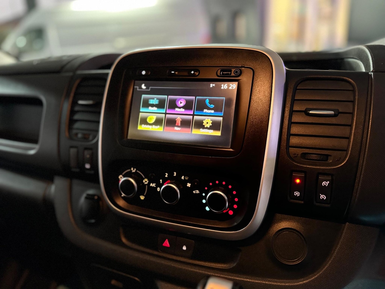 Used Renault Trafic 2021 for sale - 77344438: Photo 39