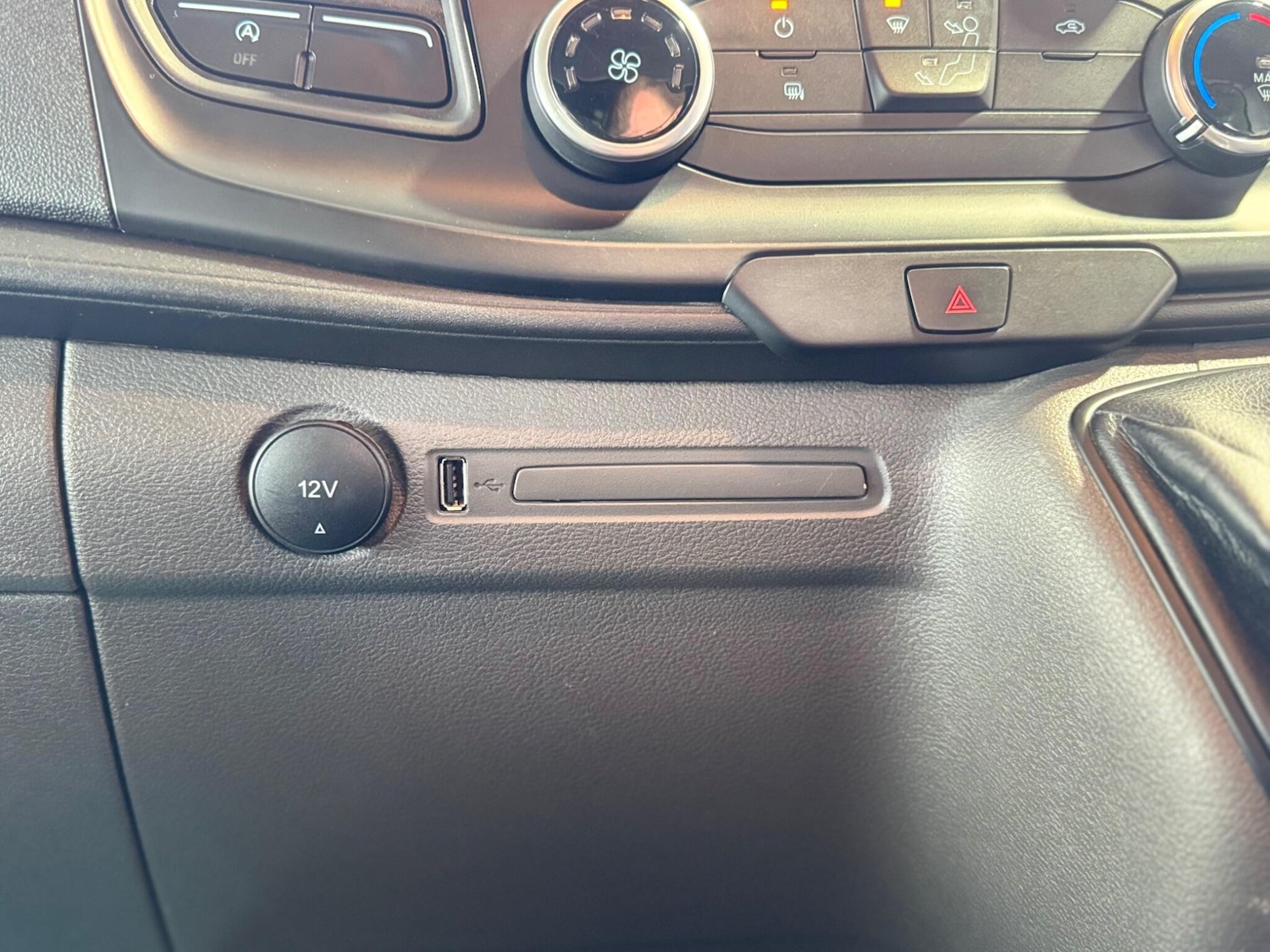 Used Ford Transit for sale - 78086909: Photo 40