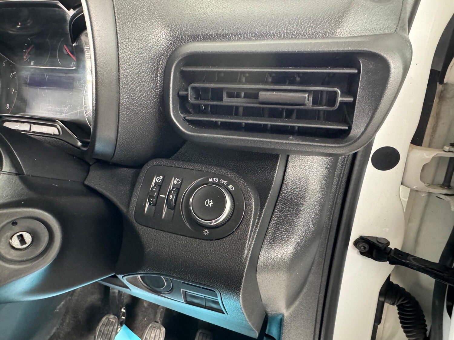 Used Vauxhall Combo 2020 for sale - 78128244: Photo 35