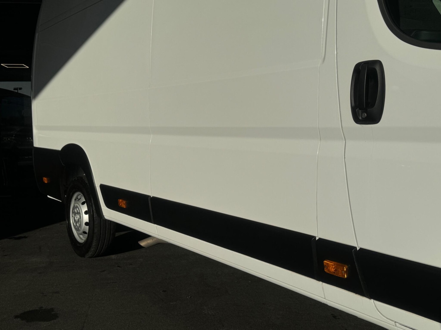 Used Peugeot Boxer 2023 for sale - 76780751: Photo 23