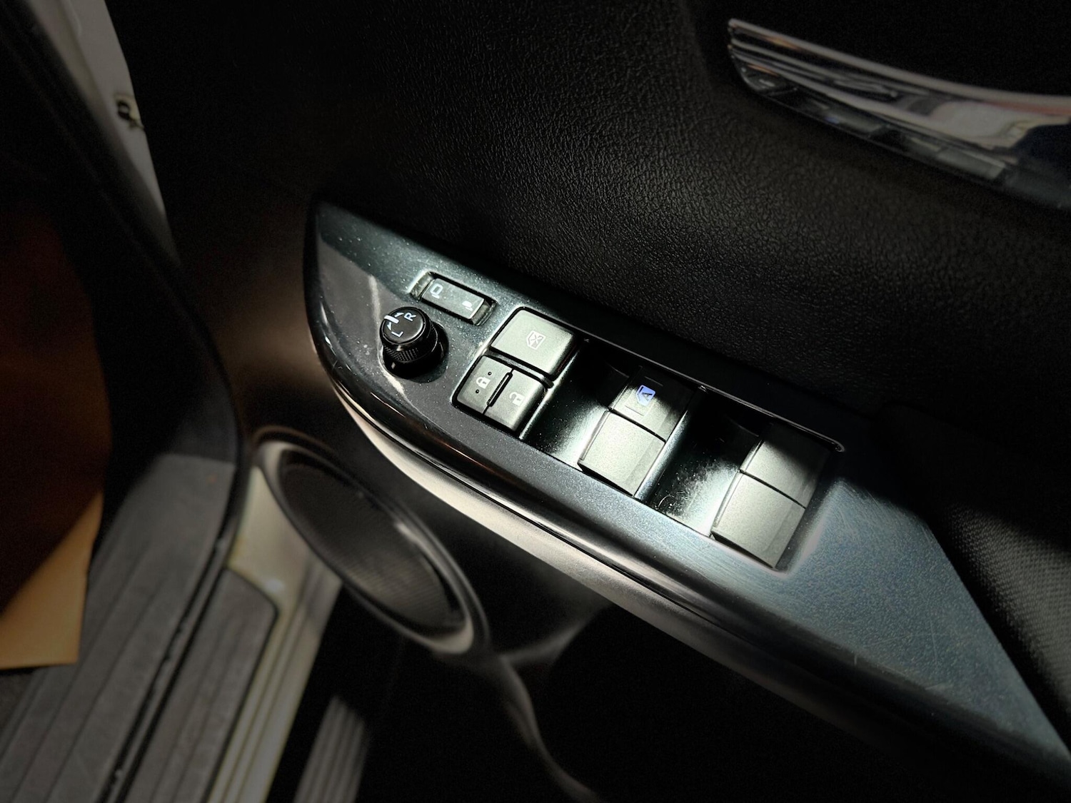 Used Toyota Hilux 2021 for sale - 76645740: Photo 36