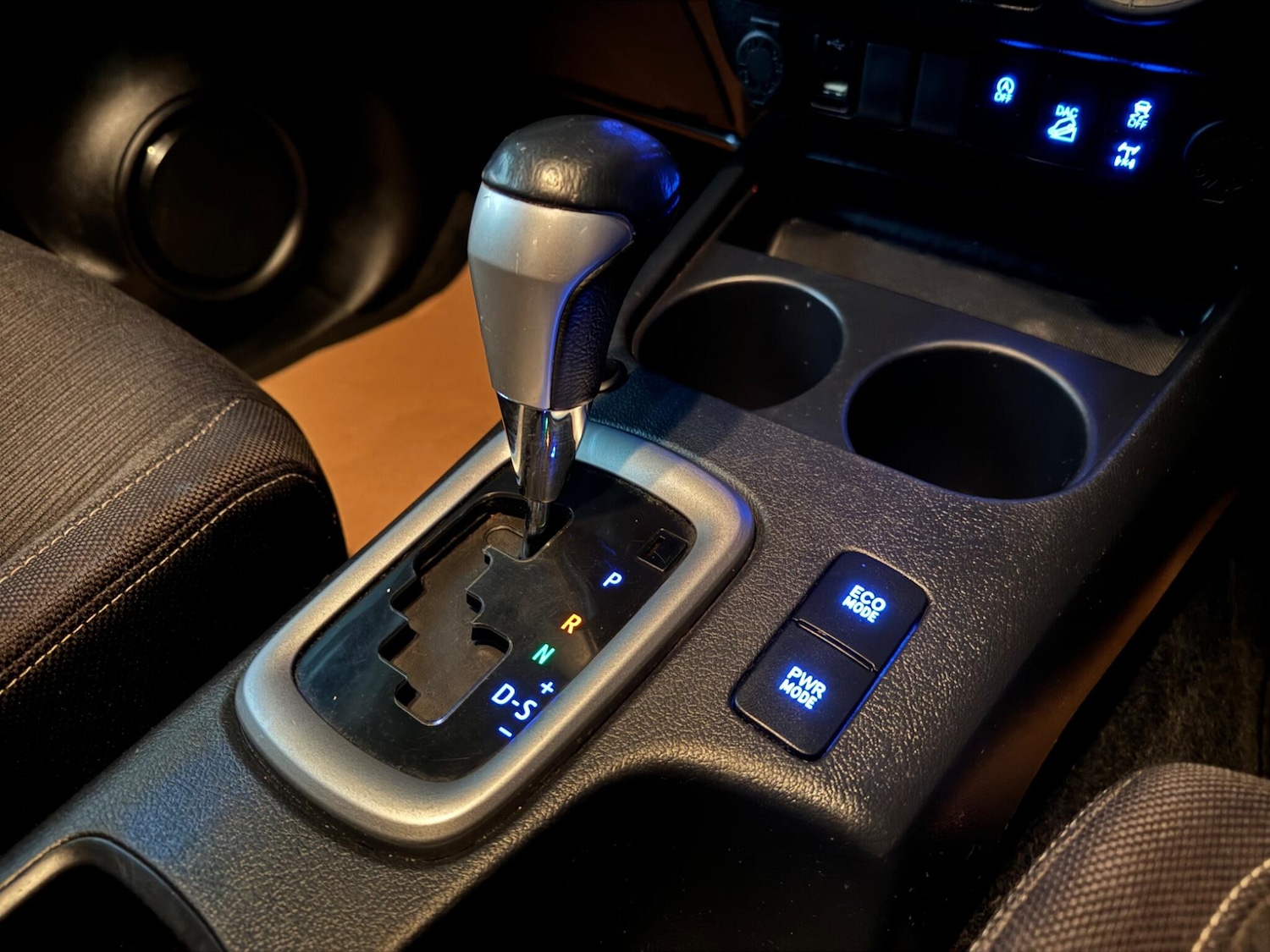 Used Toyota Hilux 2021 for sale - 76645740: Photo 49