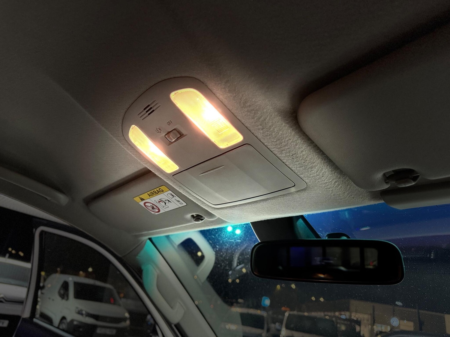 Used Toyota Hilux 2021 for sale - 76645740: Photo 58