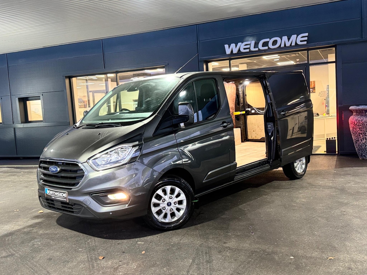 Used Ford Transit Custom 2022 for sale - 77155799: Photo 10
