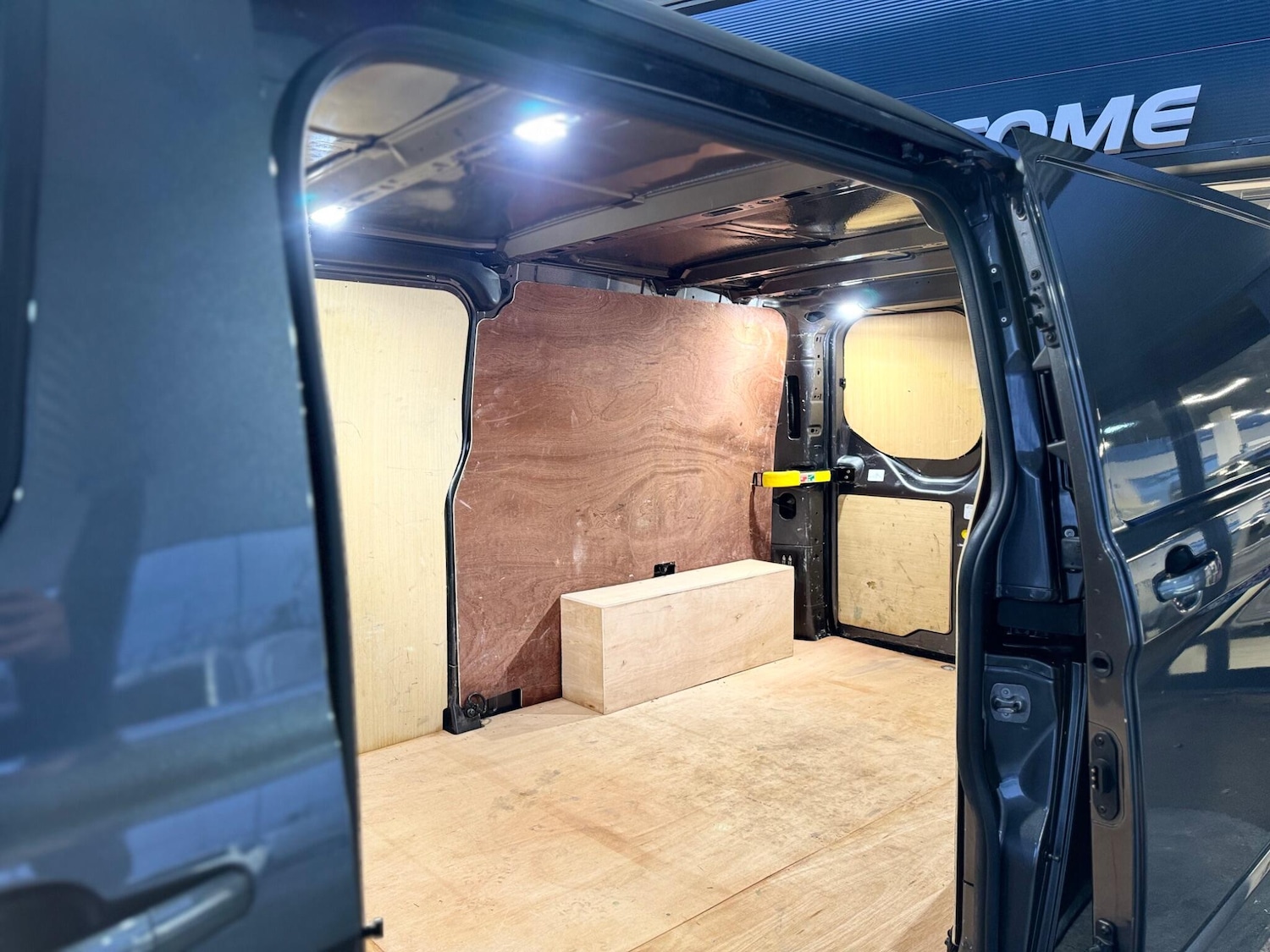 Used Ford Transit Custom 2022 for sale - 77155799: Photo 17