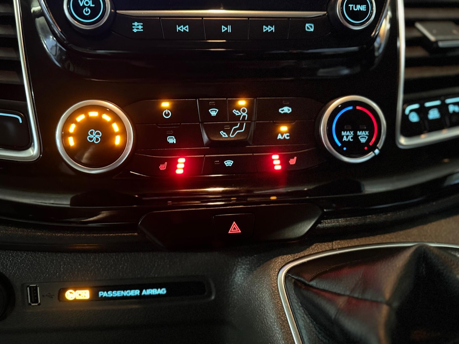 Used Ford Transit Custom 2022 for sale - 77155799: Photo 38