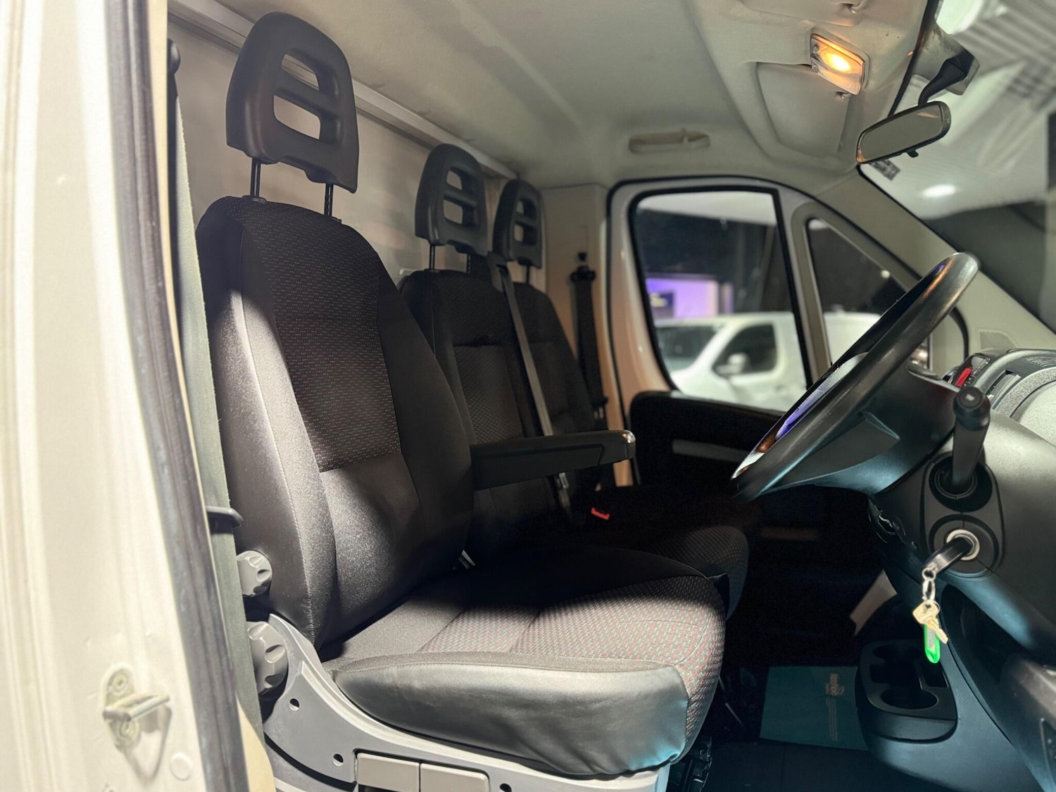 Used Peugeot Boxer 2022 for sale - 77155523: Photo 32