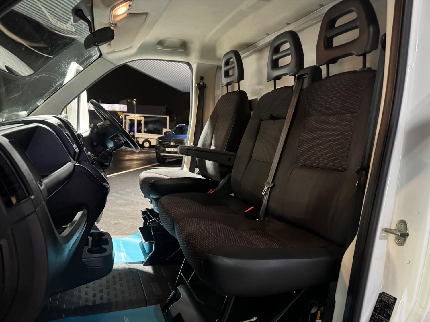 Used Peugeot Boxer 2022 for sale - 77155523: Photo 35