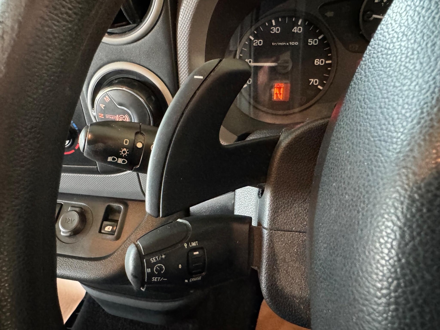 Used Peugeot Partner 2015 for sale - 76688683: Photo 31