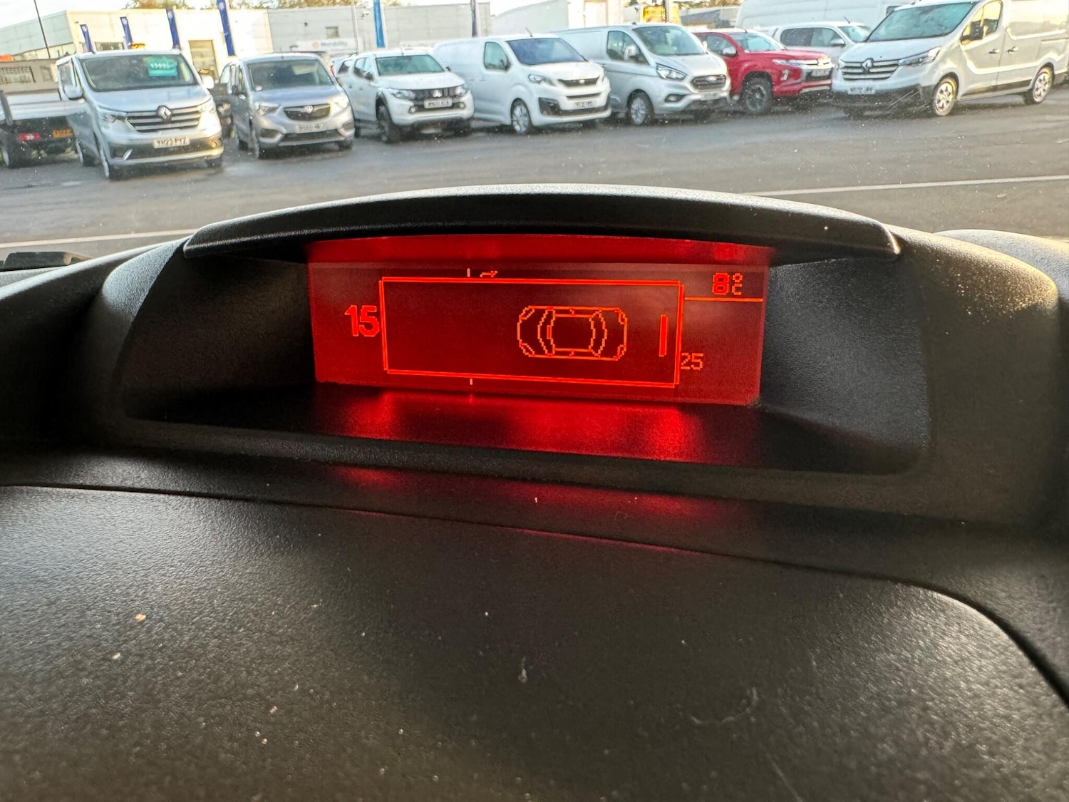 Used Peugeot Partner 2015 for sale - 76688683: Photo 37