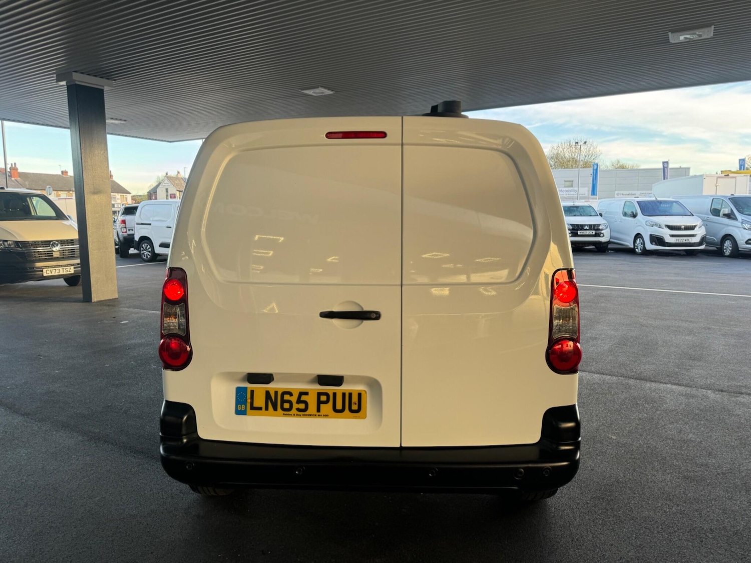 Used Peugeot Partner 2015 for sale - 76688683: Photo 8