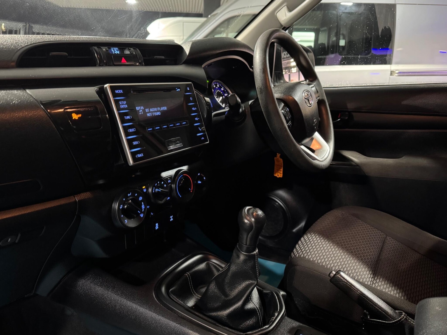 Used Toyota Hilux 2020 for sale - 77626166: Photo 46