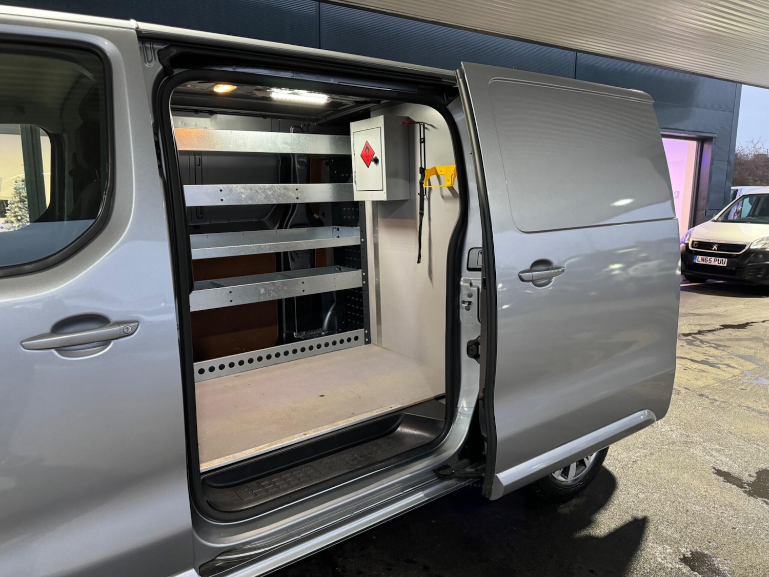 Used Peugeot Expert 2022 for sale - 76824799: Photo 24