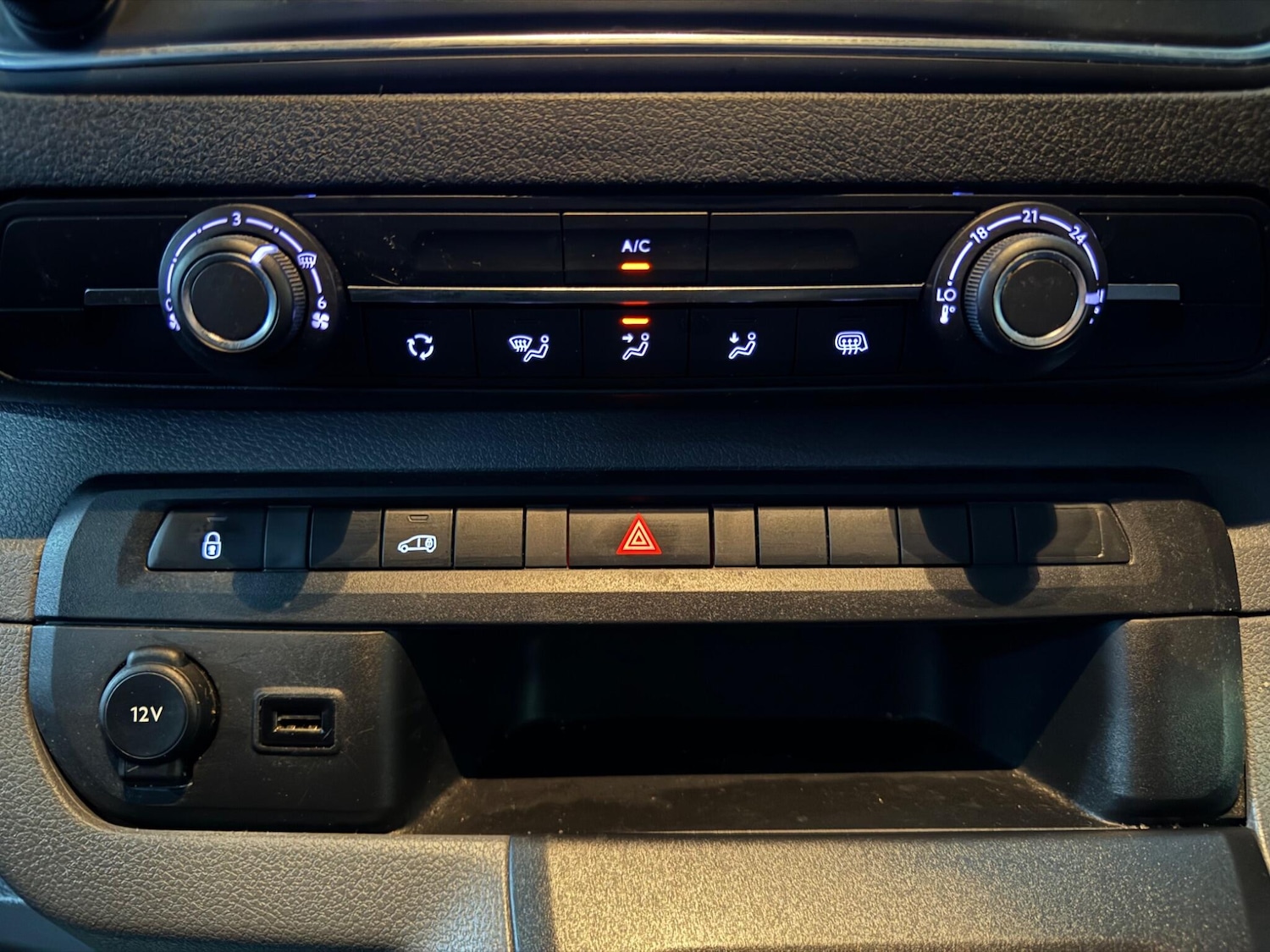 Used Peugeot Expert 2022 for sale - 76824799: Photo 60