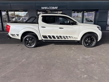 Used Nissan Navara 2020 for sale - 76539116: Photo