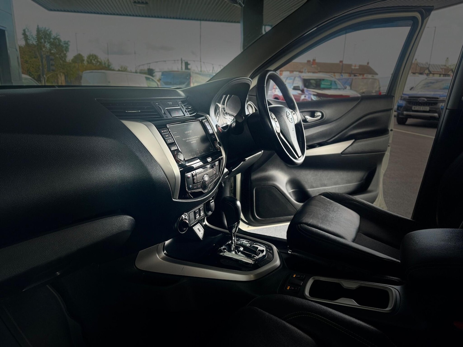 Used Nissan Navara 2020 for sale - 76539116: Photo 60