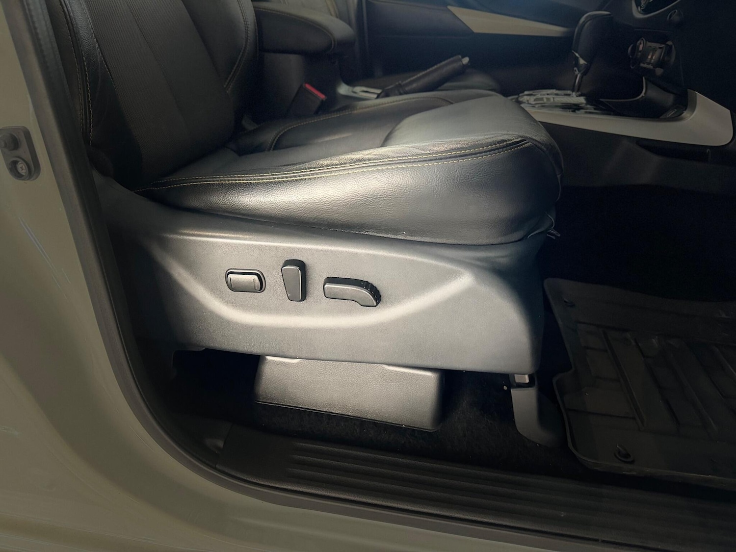 Used Nissan Navara 2020 for sale - 76539116: Photo 62