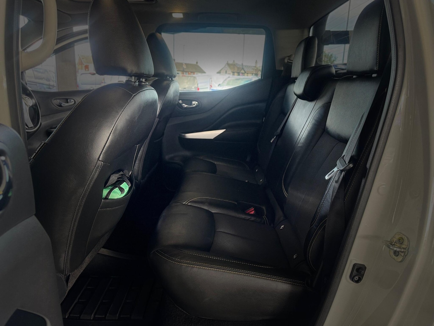 Used Nissan Navara 2020 for sale - 76539116: Photo 64