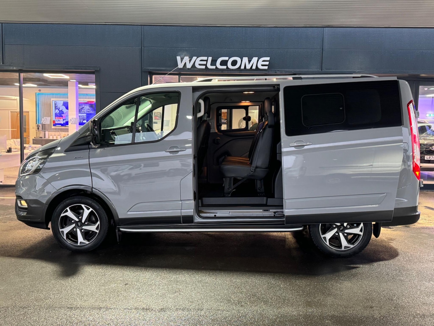 Used Ford Transit Custom 2024 for sale - 77479338: Photo 22