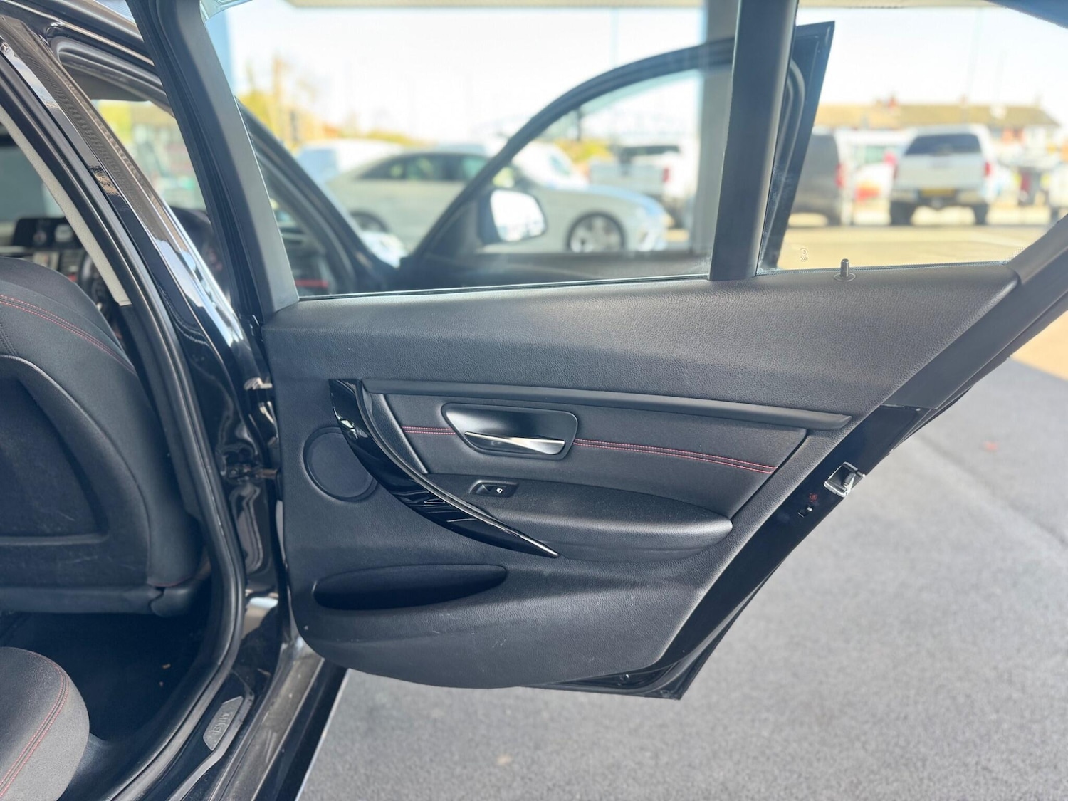 Used BMW 3 Series 2015 for sale - 78034691: Photo 53